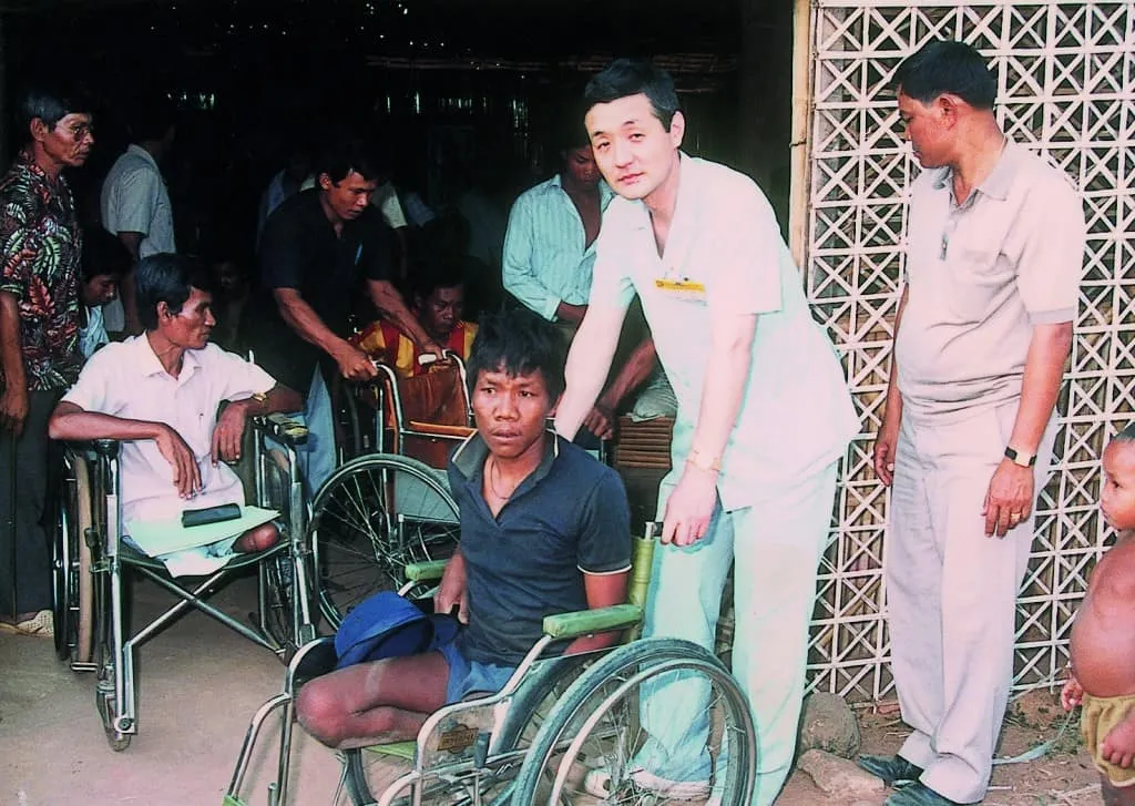 1989 Delivering 200 wheelchairs from Japanese disabilities to Cambodian disabilities refugees