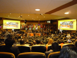 アフリカ開発銀行年次総会に出席