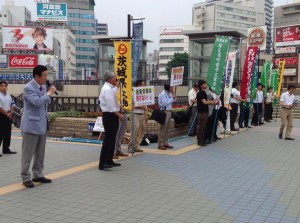 水戸駅前にて労働者派遣法に反対する、連合茨城の街頭活動に参加