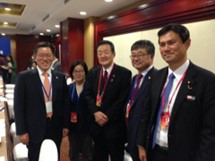 アジア政党会議各国代表と交流　　