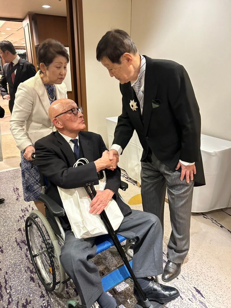 藤田幸久氏の叙勲受章と英国大学赴任を祝う会